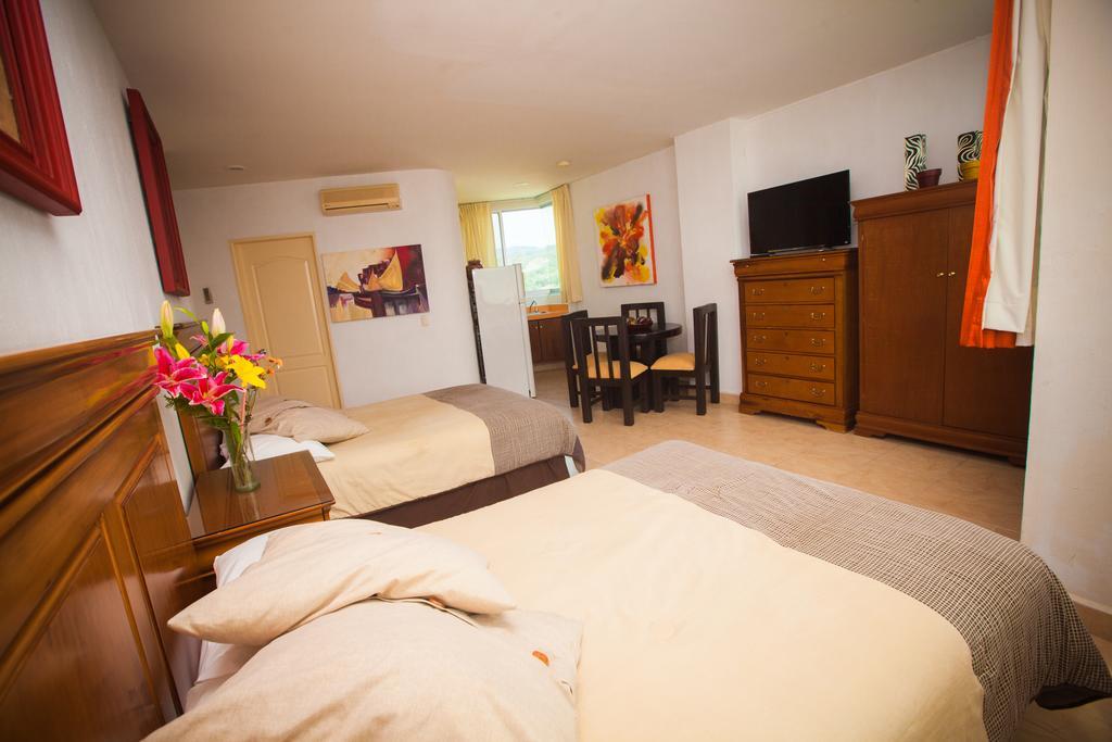 Banderas Suites Bucerías Quarto foto
